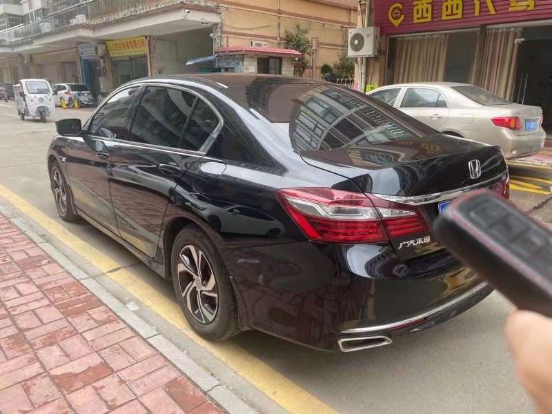 广州18年本田雅阁8