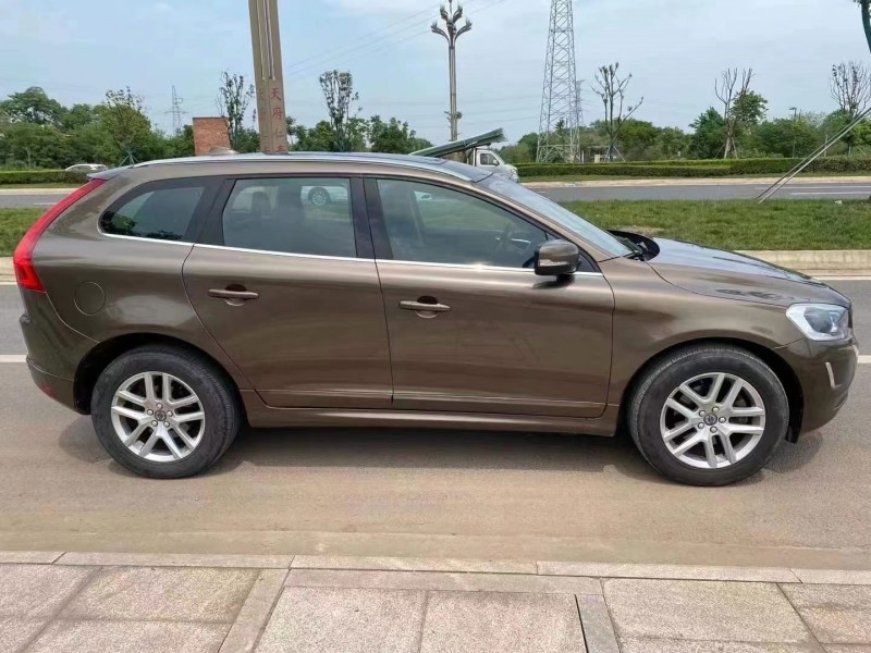 成都17年沃爾沃XC608