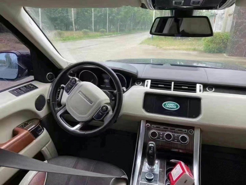 济宁14年路虎揽胜运动4