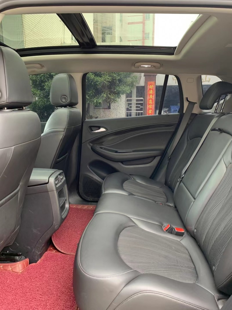 中山20年别克昂科威7