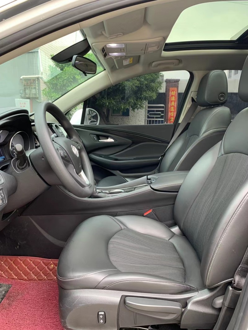 中山20年别克昂科威9