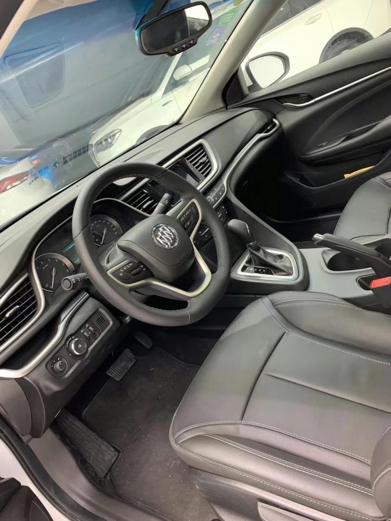 成都20年别克英朗6