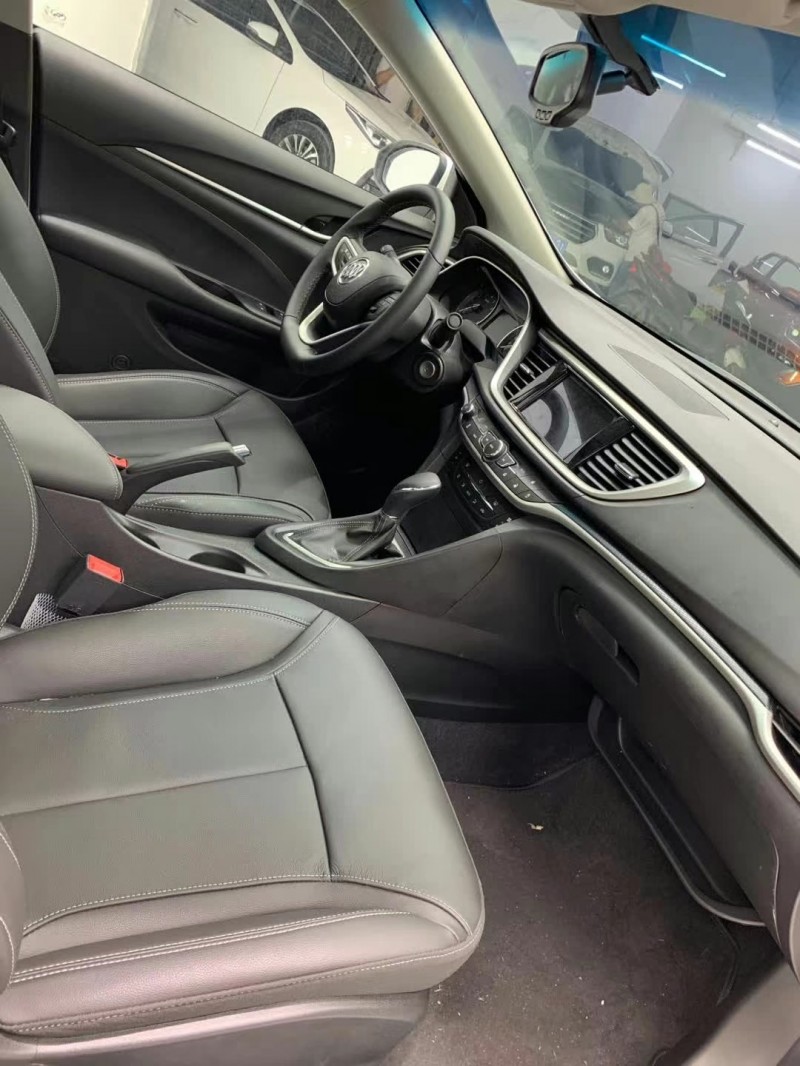 成都20年别克英朗4