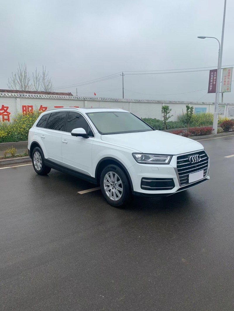 宿遷19年奧迪Q73