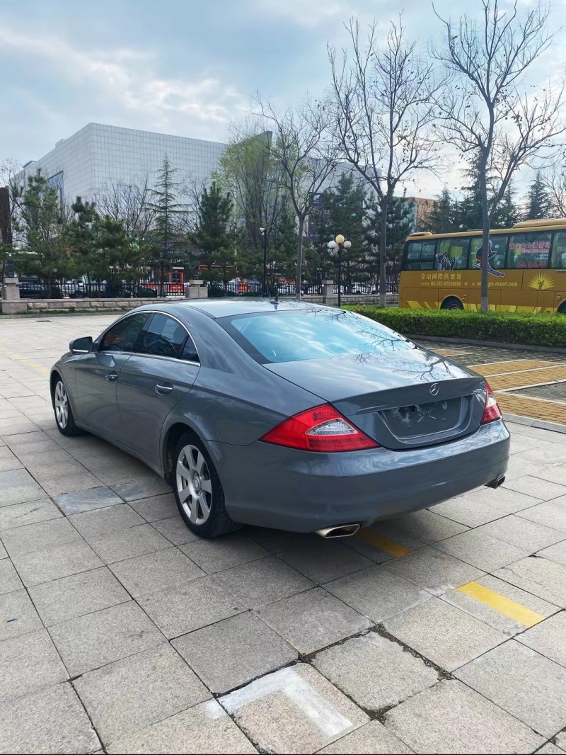 烟台11年奔驰CLS9