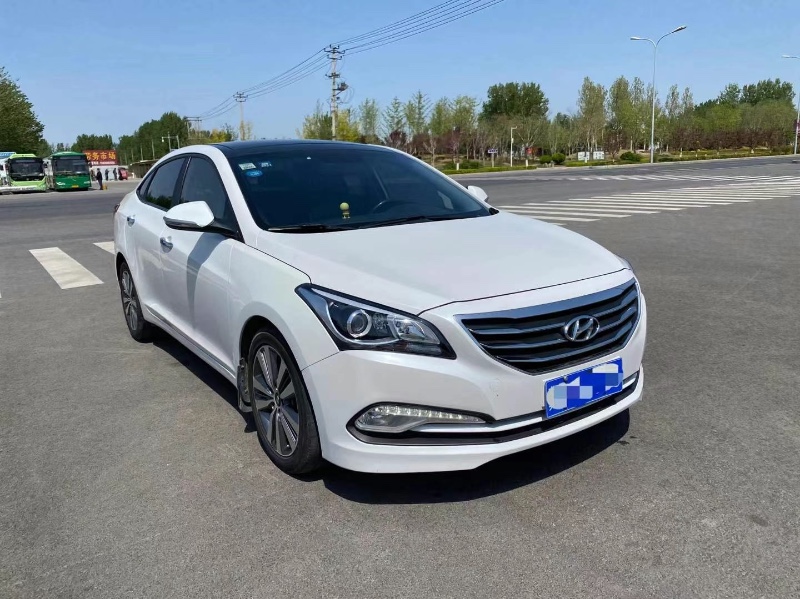 廊坊16年现代名图5