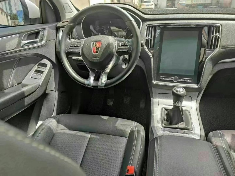 青岛12年奥迪A4L3