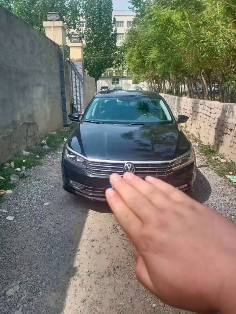 保定17年大众帕萨特1