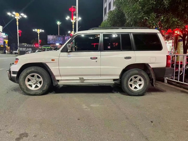 重慶18年獵豹汽車Q67