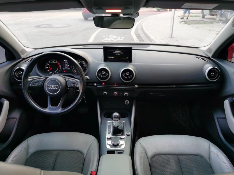 广州18年奥迪A39