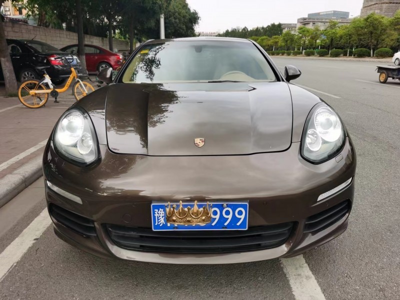 广州15年保时捷帕拉梅拉1