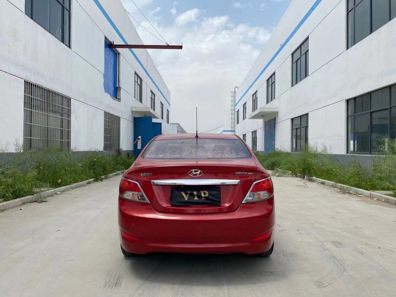 徐州14年现代瑞纳1