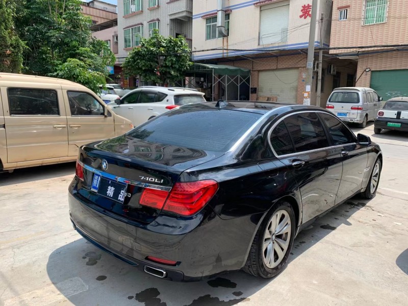 广州12年宝马7系4