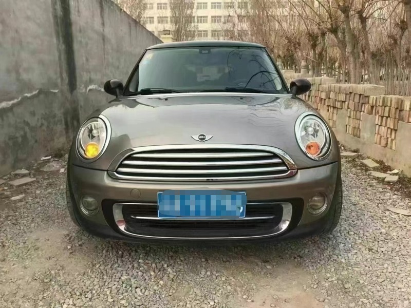保定12年寶馬MINI1