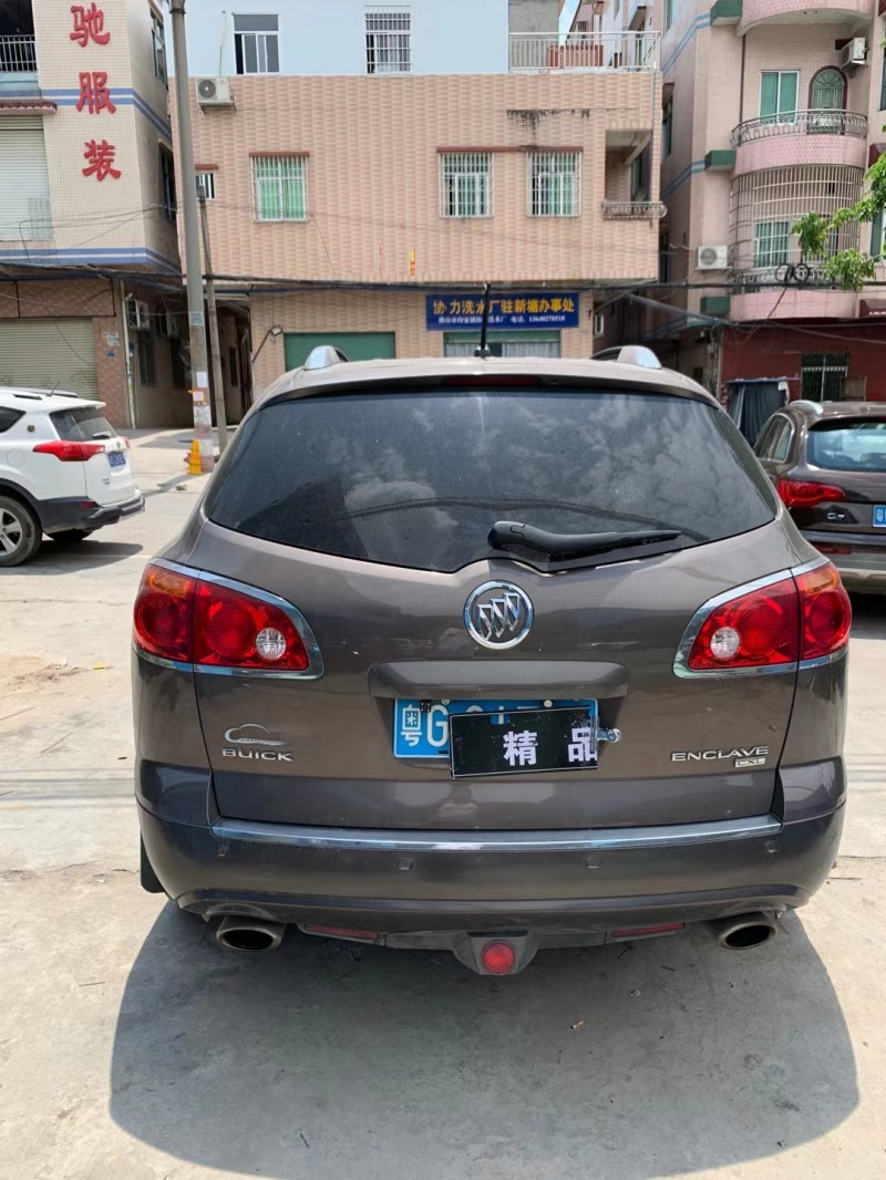 广州10年别克昂科雷3