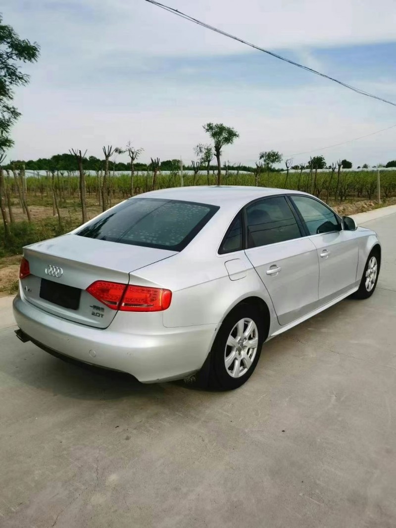 枣庄12年奥迪A4L7