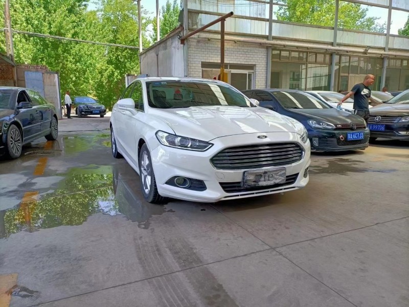 保定16年福特蒙迪欧2