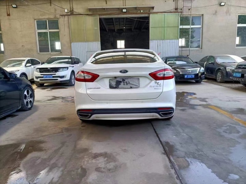 保定16年福特蒙迪欧8