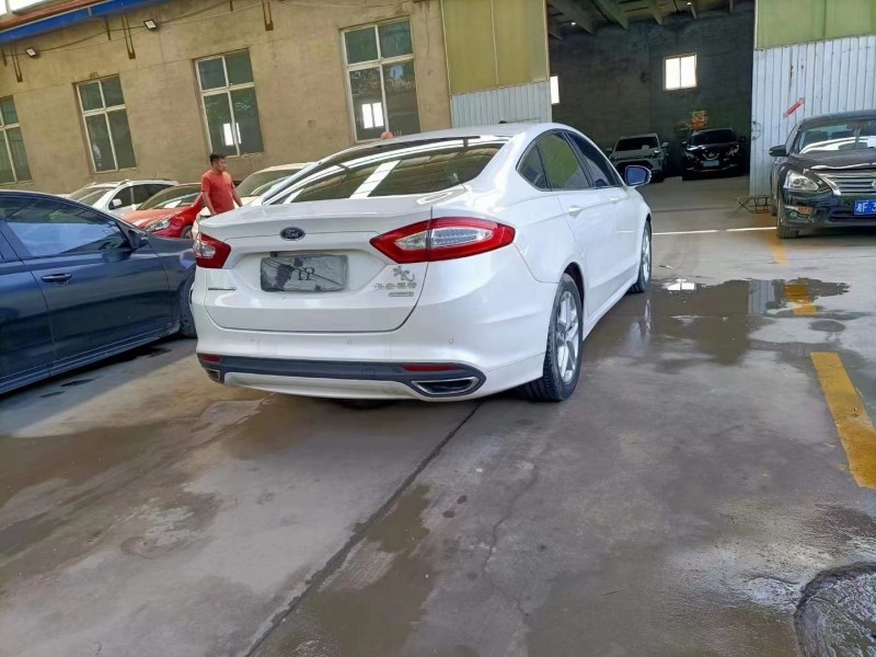 保定16年福特蒙迪欧9