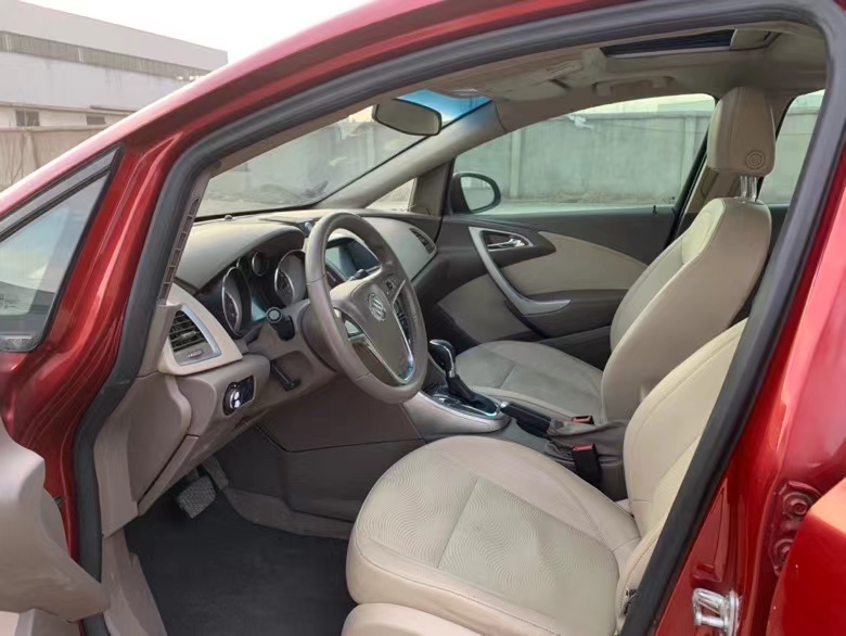 徐州11年别克英朗5