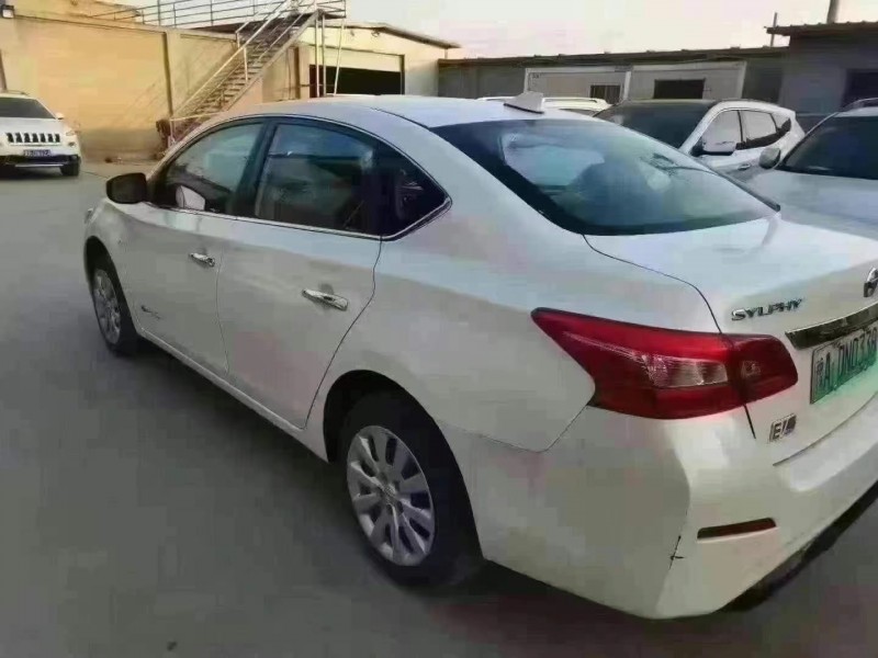 保定20年日产轩逸5