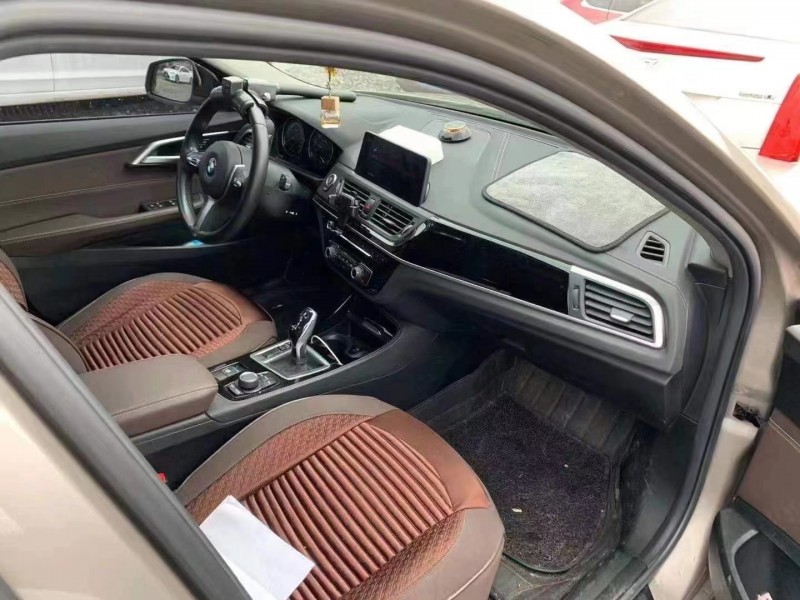 邵阳20年宝马1系4