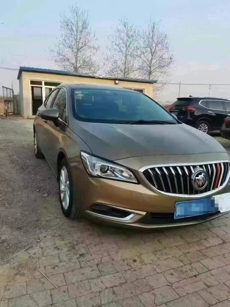 保定17年别克威朗2