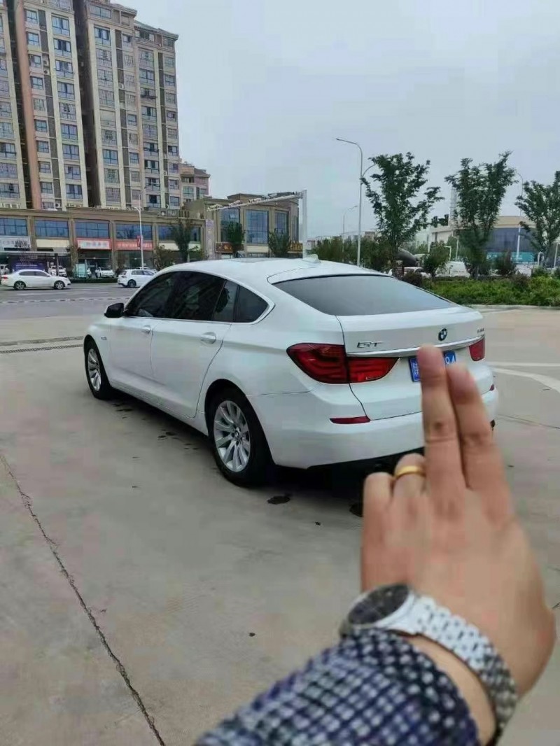 泰安13年寶馬5系GT8