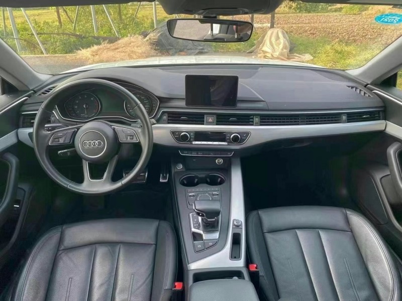 济宁19年奥迪A56