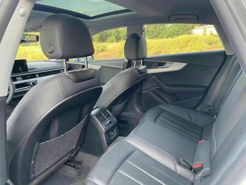 济宁19年奥迪A55