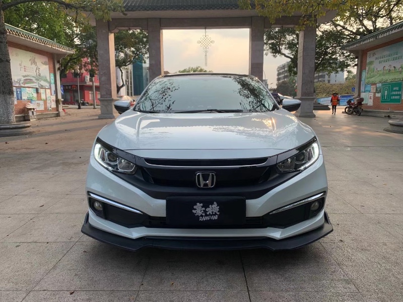 佛山19年本田思域1