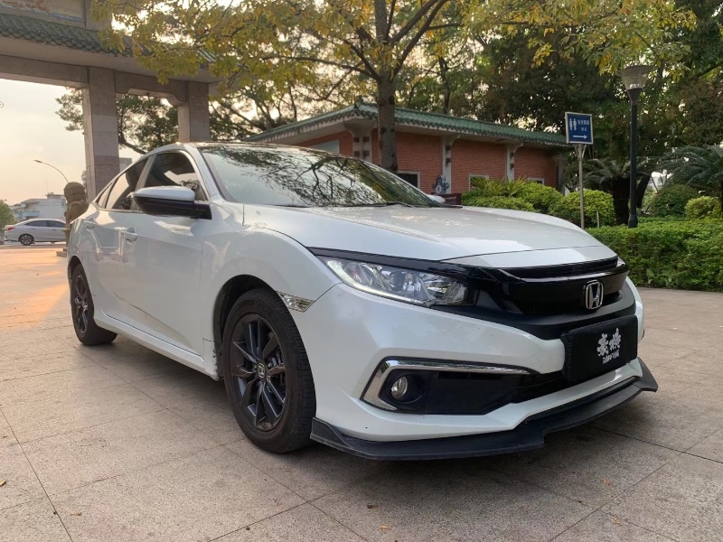 佛山19年本田思域2