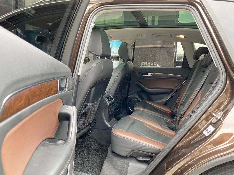 东莞17年奥迪Q57