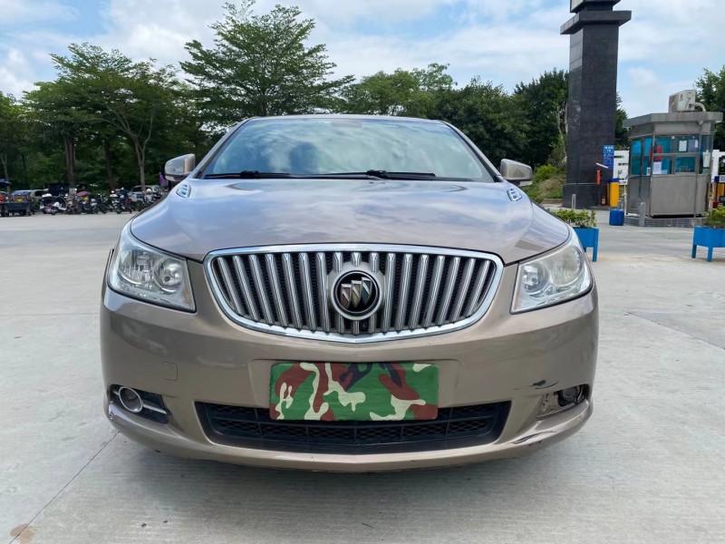 东莞12年别克君越1