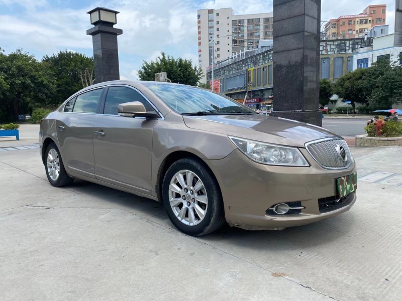 东莞12年别克君越2