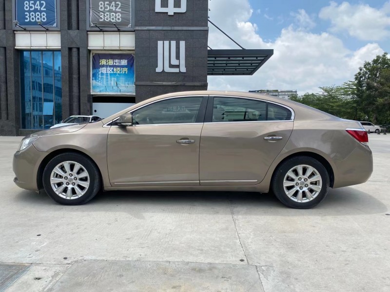 东莞12年别克君越5