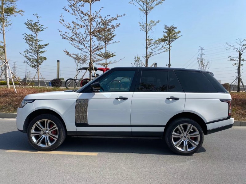 东莞17年路虎揽胜行政4