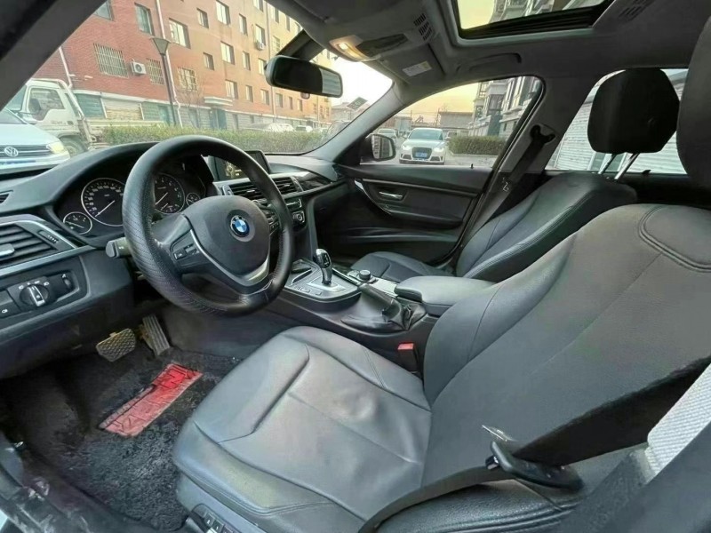 保定17年宝马3系4