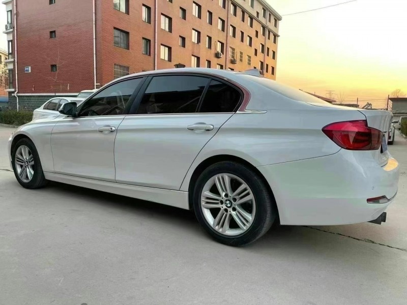 保定17年宝马3系8