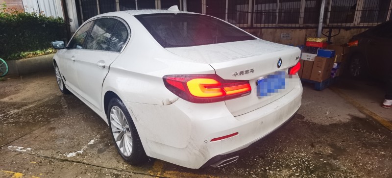 武汉21年宝马5系4