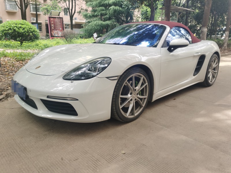 武汉17年保时捷7189