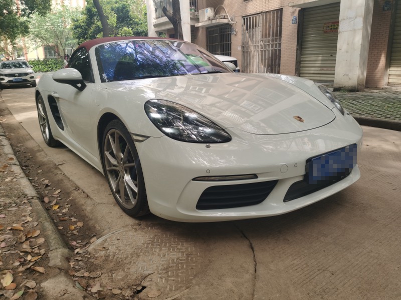 武汉17年保时捷7187