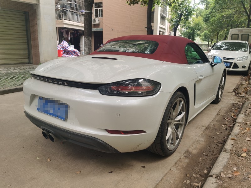 武汉17年保时捷7186