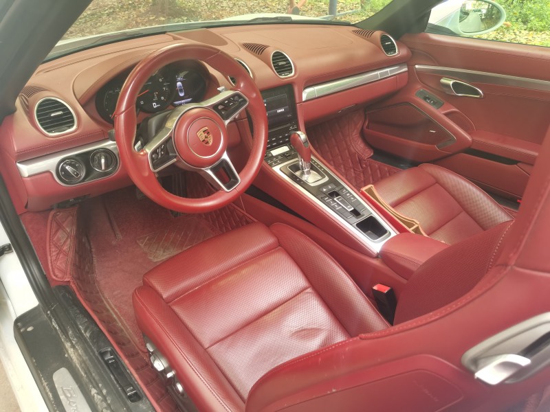 武汉17年保时捷7182