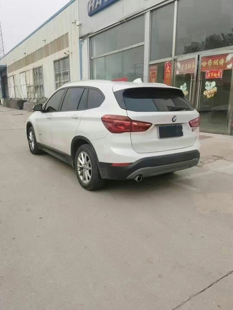 泰安18年寶馬X12