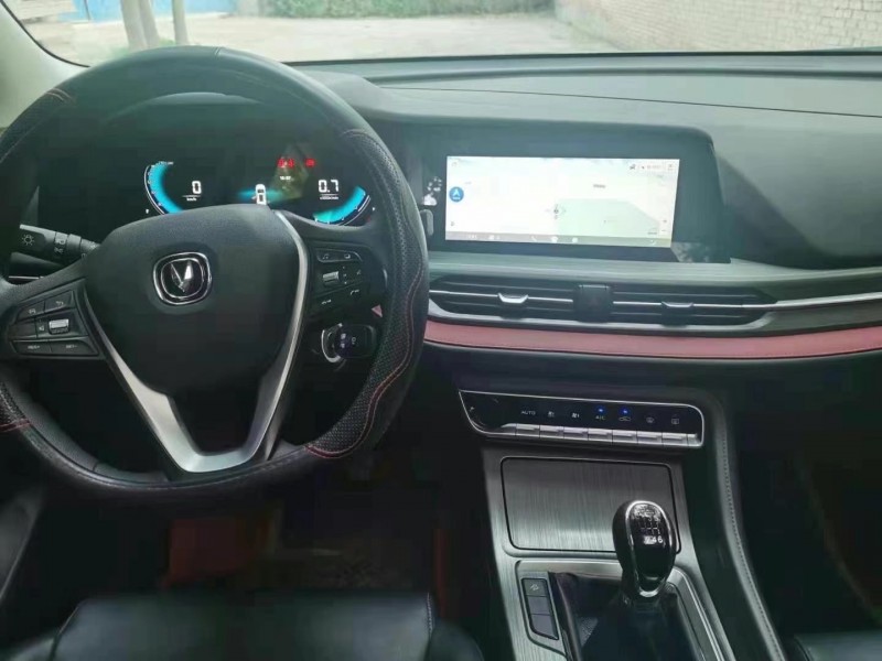 西安20年長安汽車CS555