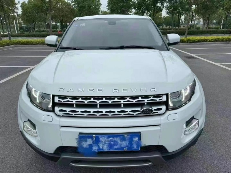 济宁13年路虎极光2