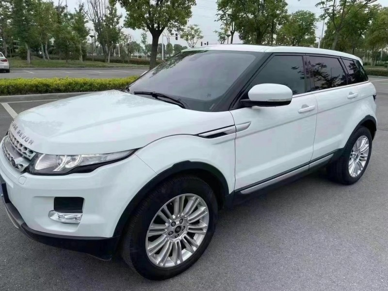 济宁13年路虎极光3