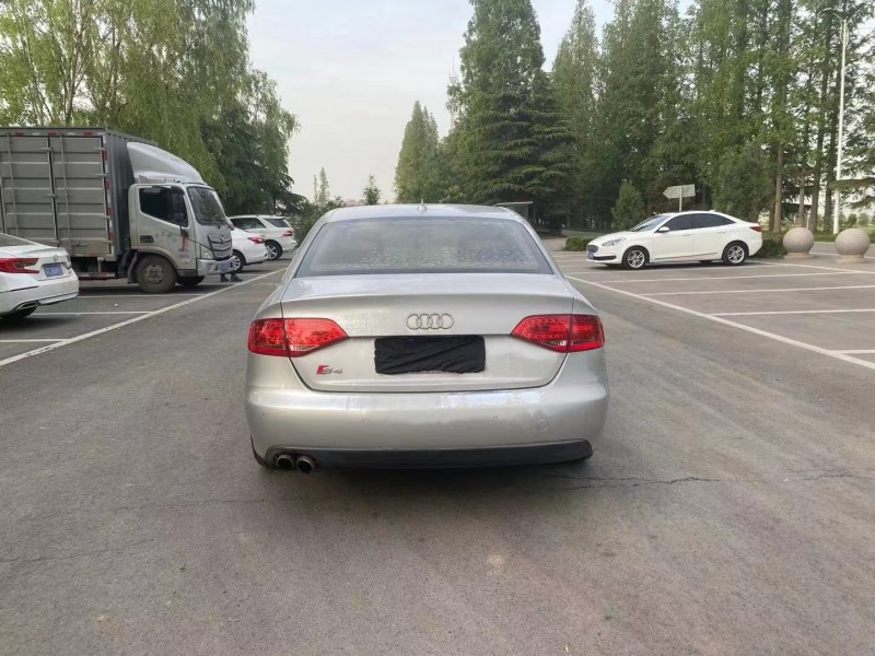 徐州10年奥迪A4L6
