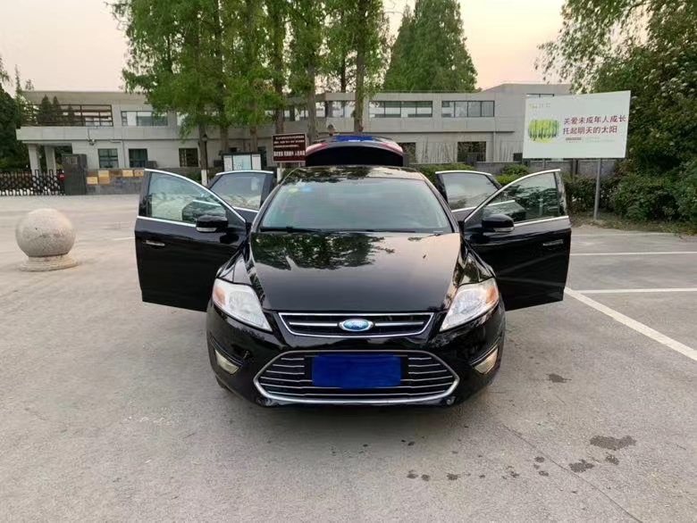 徐州13年福特蒙迪欧1